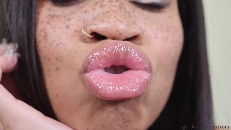 Dick Melting Lips – Ebony Domme Goddess Rosie Reed – Goddess Rosie Reed – Mp4